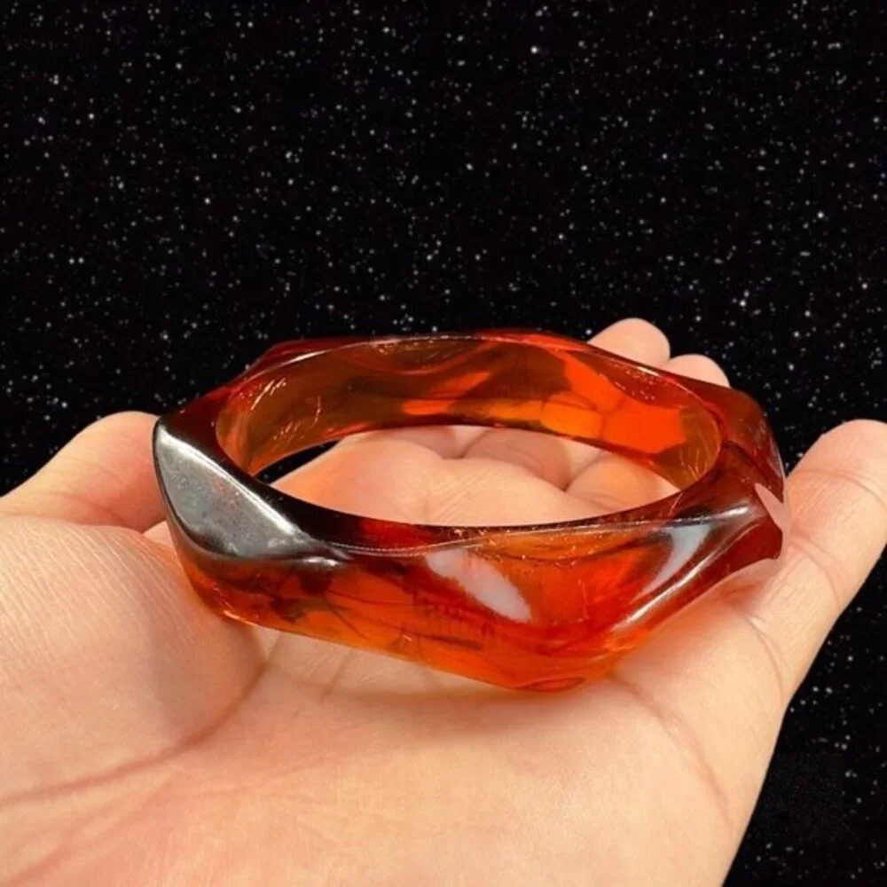 UV‎ Glow Root Beer Swirl Indent Thick Lucite Bracelet 1960s Jewelry Decor 3”Wide
